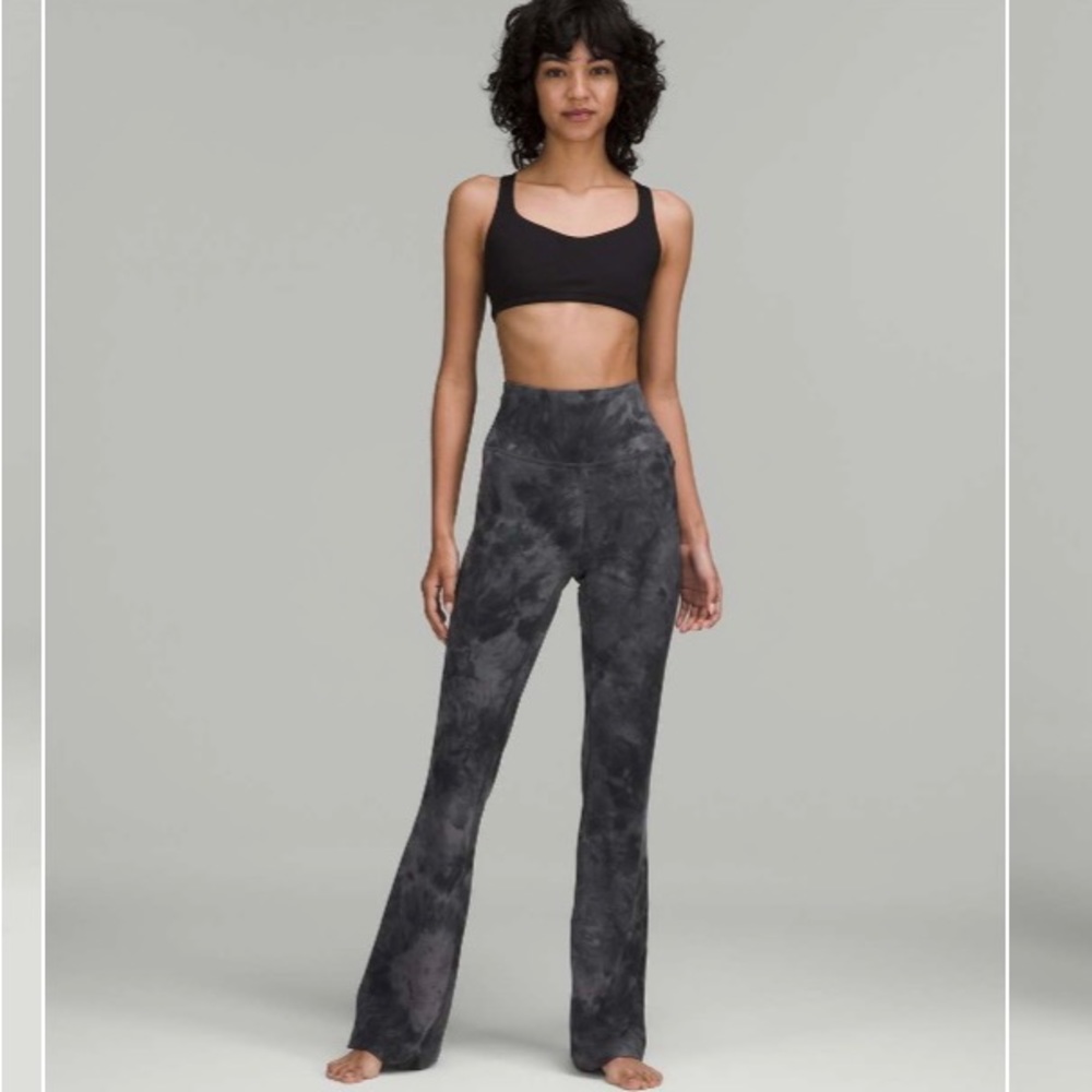 Lululemon Groove super-high-rise flared pant